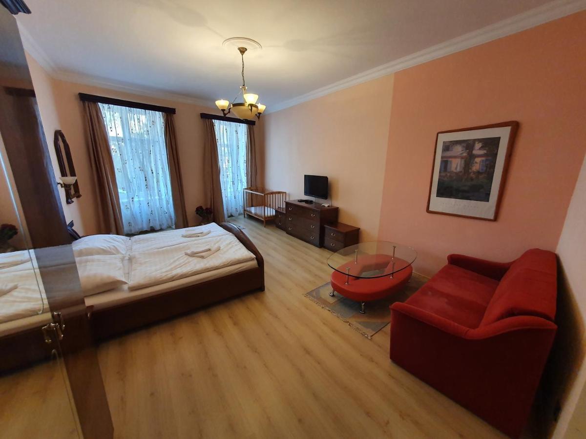Evergreen Apartments Hotel Karlovy Vary Exterior photo